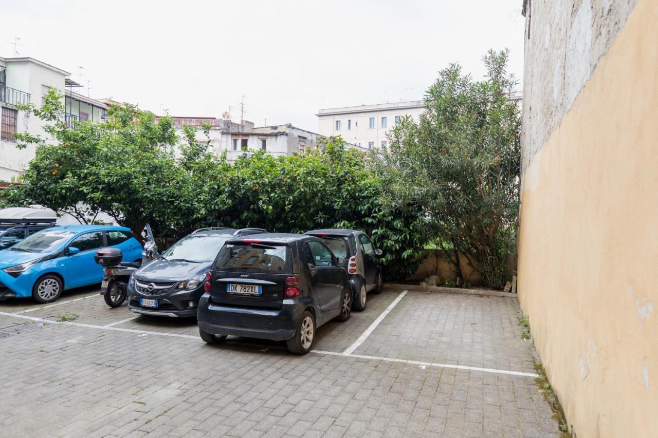 Exclusive Parking Flat X 4 Near Metro 1 Salvator Rosa Apartman Nápoly Kültér fotó